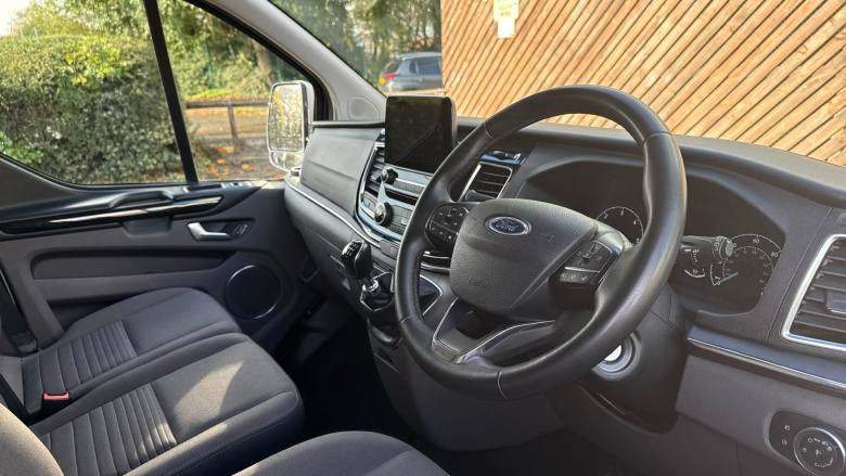 Ford Tourneo Custom Transit Custom Tourneo L2 Diesel Fwd 2.0 EcoBlue Hybrid 130ps L/R 8 Seater Titanium